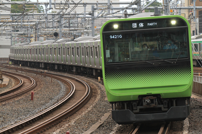 【JR東】E235系トウ39編成使用「しながわ夢さん橋号」運転を御徒町駅で撮影した写真