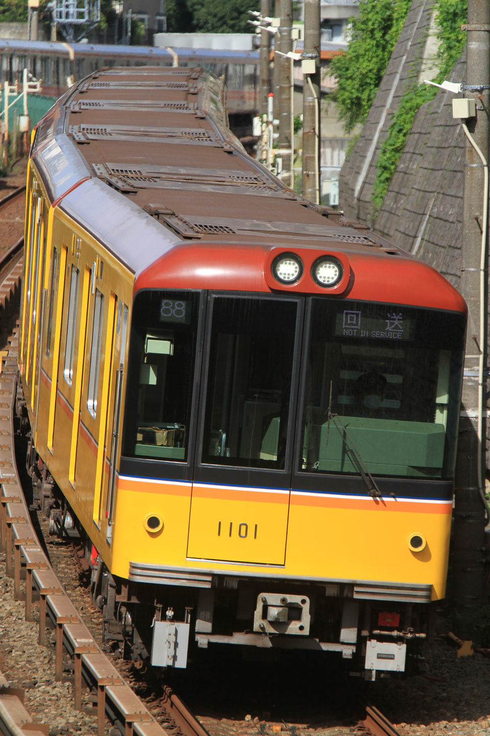 【メトロ】1000系1101F、上野検車区へ返却の拡大写真
