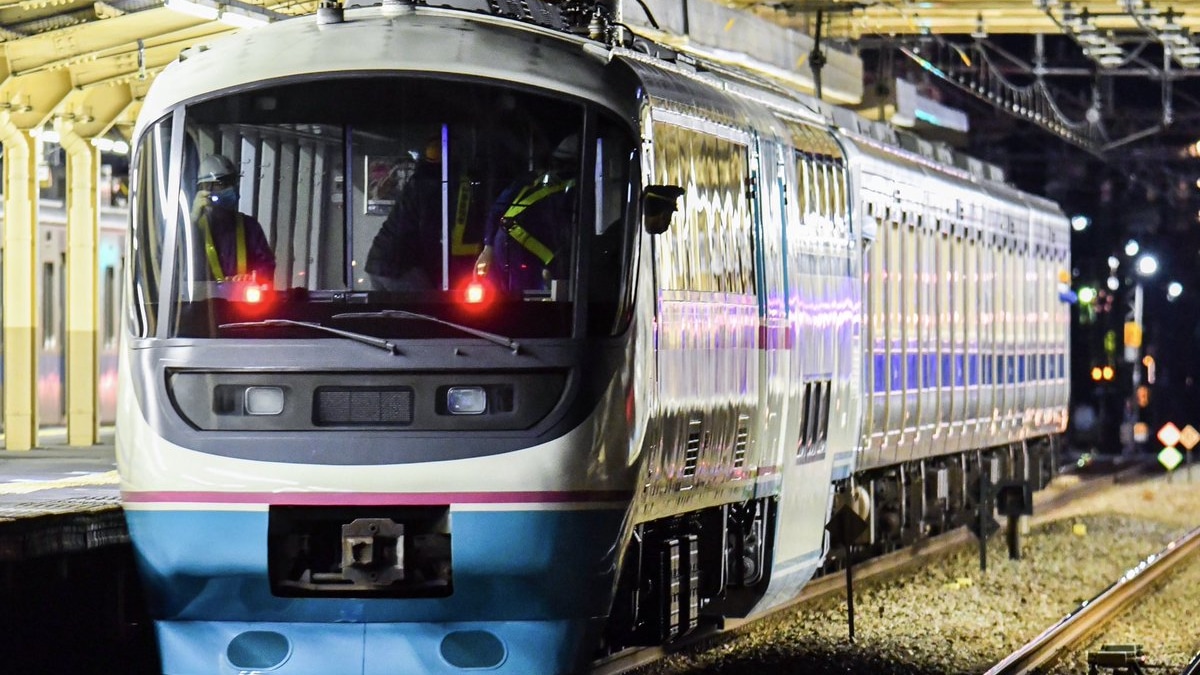 小田急電鉄　特急ロマンスカーRSE（20000形）　折りたたみテーブル　鉄道部品 小田急電鉄 20000系RSE車