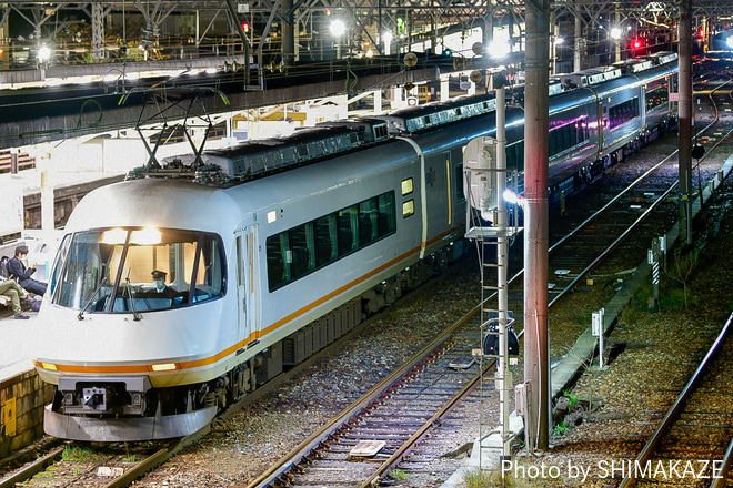 【近鉄】21000系UL11五位堂入場回送を塩浜駅で撮影した写真