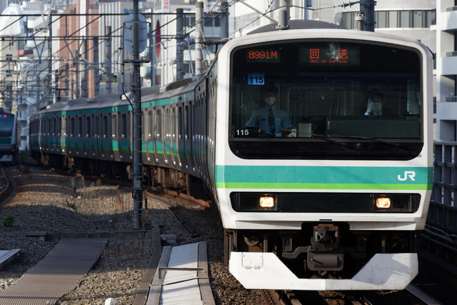 【JR東】E231系マト115編成東京総合車両センター入場回送を恵比寿駅で撮影した写真