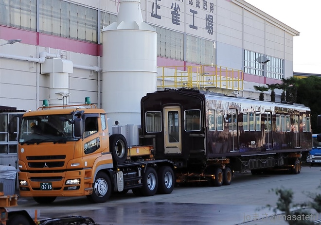 【阪急】3318F＆C#5909 廃車陸送を正雀工場で撮影した写真