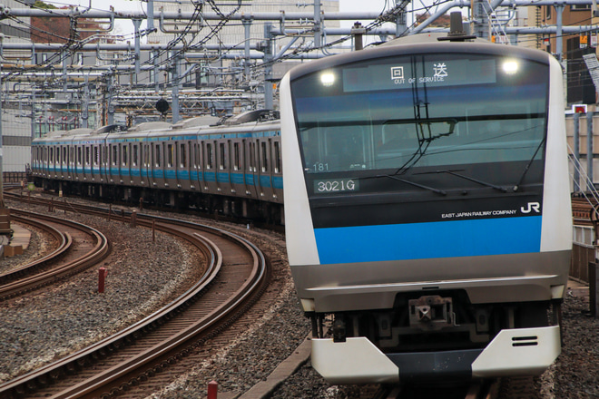 【JR東】E233系サイ181編成東京総合車両センター入場回送を御徒町駅で撮影した写真