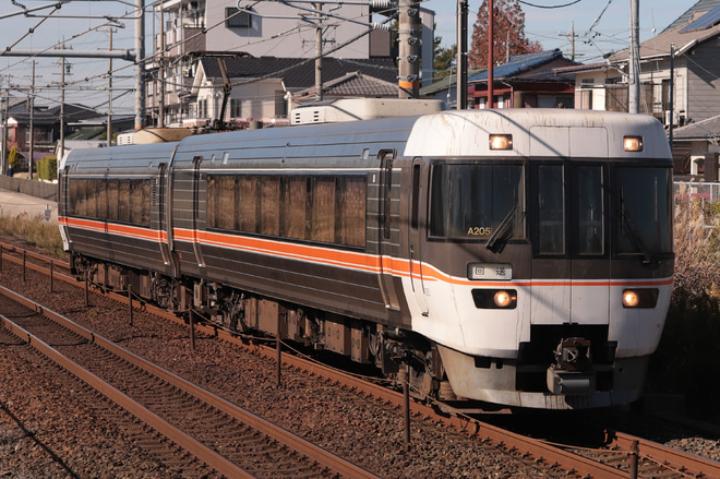 【JR海】383系A205編成、日車入場回送を逢妻～刈谷間で撮影した写真