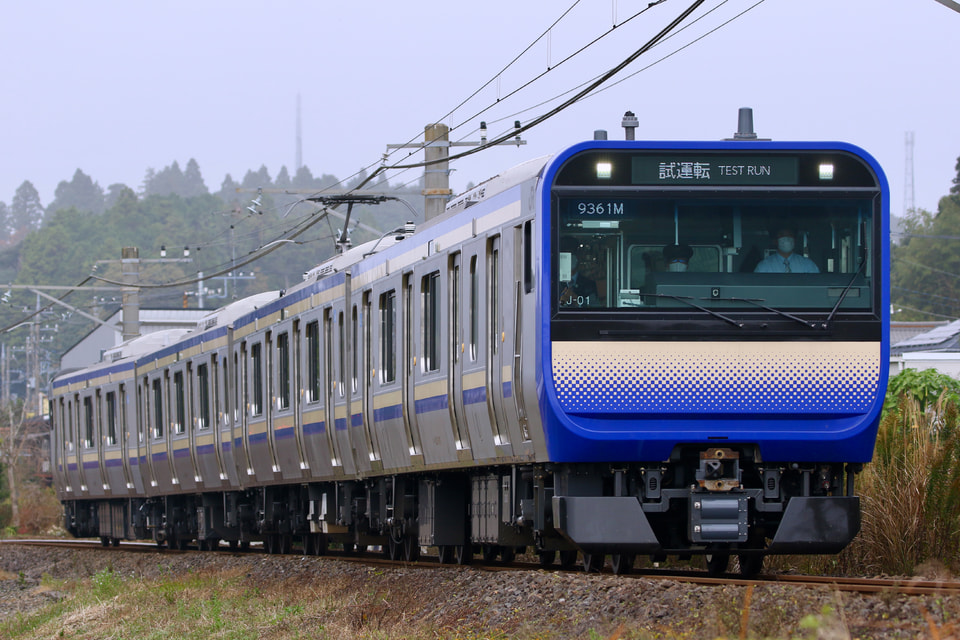 【JR東】E235系1000番台J-01編成 総武本線,鹿島線試運転の拡大写真