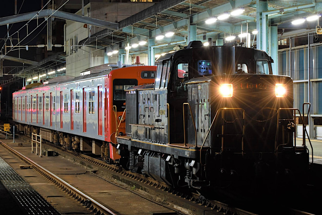 【JR九】103系1500番台 E13編成 車輪転削返却回送を唐津駅で撮影した写真