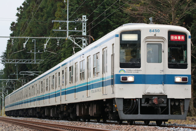 【東武】8000系8150F使用の団体臨時列車運転を明神～下今市間で撮影した写真