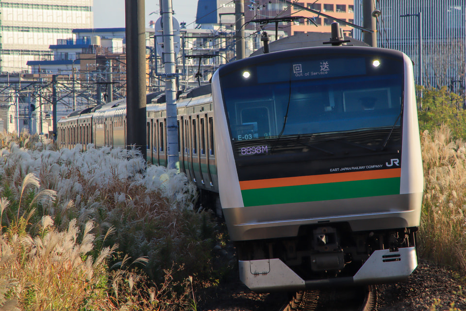 【JR東】E233系E-03編成東京総合車両センター入場回送の拡大写真