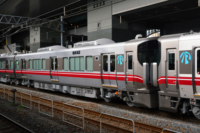 【IR】521系100番台IR06～08が近畿車輛を出場を京都駅で撮影した写真