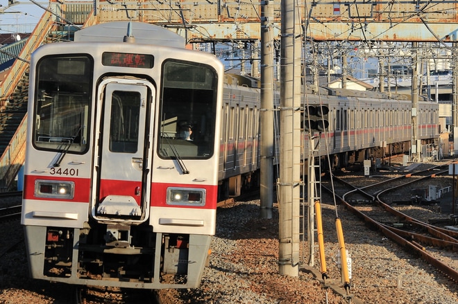 【東武】30000系31601F+31401F試運転を坂戸駅で撮影した写真