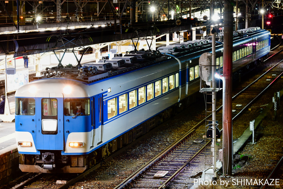 【近鉄】50000系SV02(しまかぜ)使用 貸切列車の拡大写真