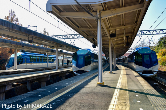 【近鉄】50000系SV02(しまかぜ)使用 貸切列車を賢島駅で撮影した写真