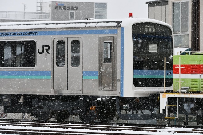 【JR東】長野地区用の元209系訓練車が長野総合車両センターへ入場