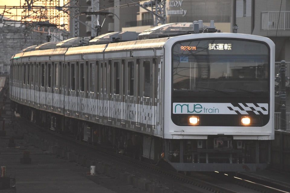 【JR東】209系「MUE-Train」 中央本線試運転の拡大写真
