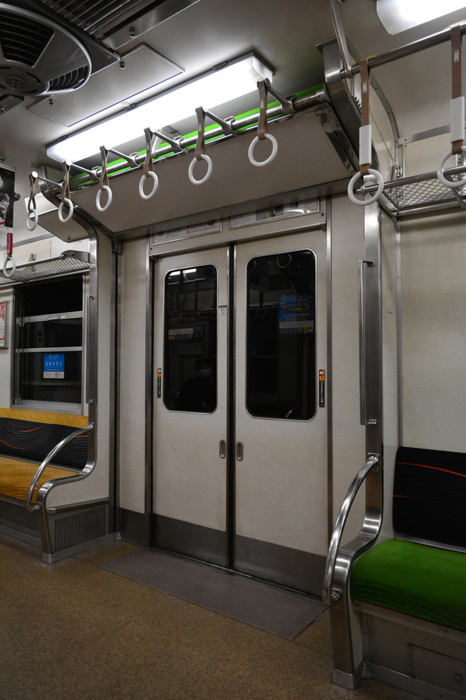 【京阪】5000系5ドア運用の臨時区間急行列車を中之島駅で撮影した写真