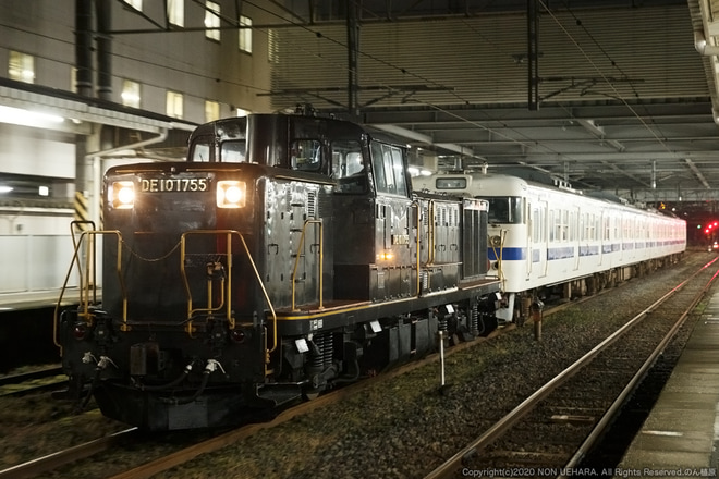 【JR九】415系Fo104編成廃車回送を鹿児島中央駅で撮影した写真