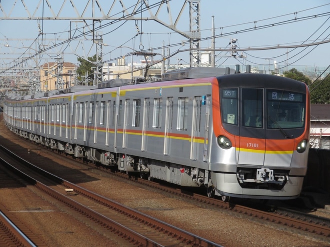 【メトロ】17000系17101F元住吉検車区へを多摩川駅で撮影した写真