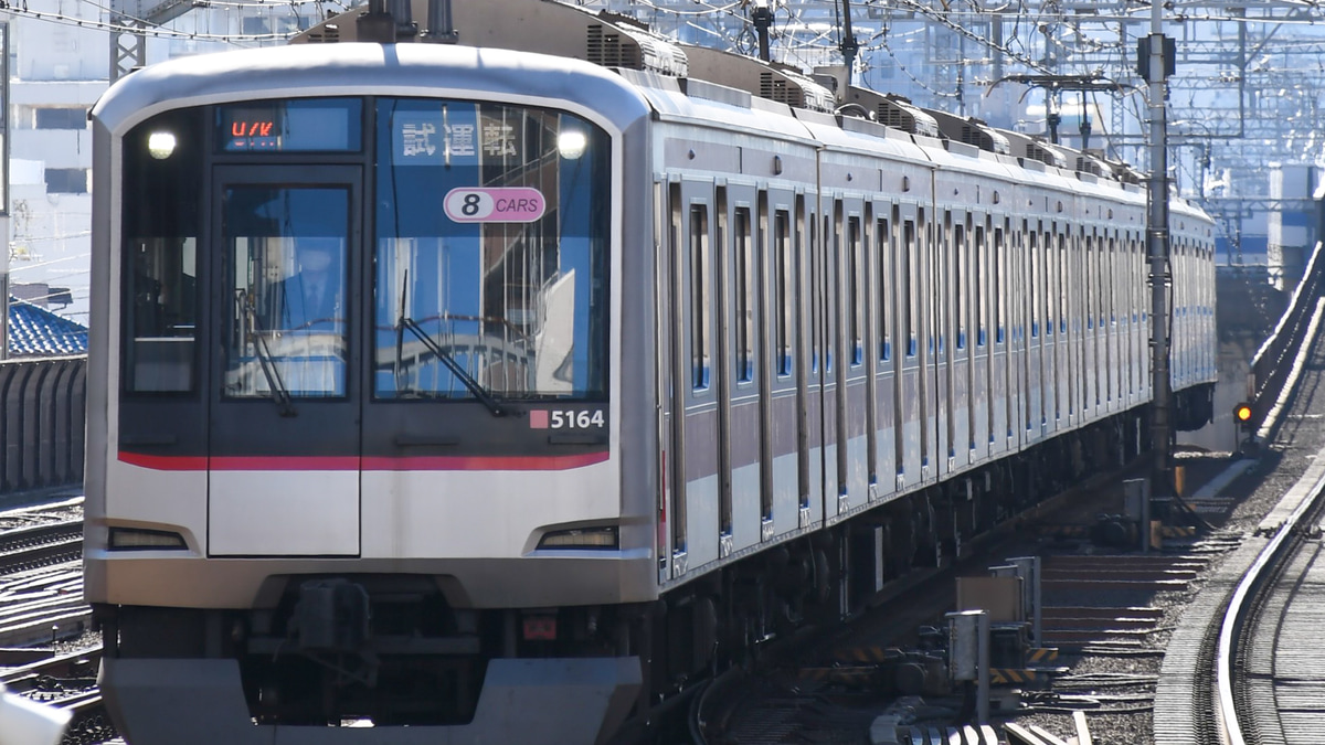 鉄道写真 東急5050系 東急東横線5050系副都心線対応車 - Reports for the future
