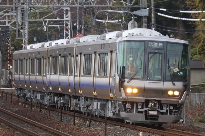 【JR西】223系HE422編成体質改善工事を終えて本線試運転を山崎駅で撮影した写真
