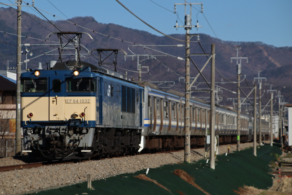 【JR東】E217系クラY-48編成廃車に伴う長野総合車両センターへ配給の拡大写真