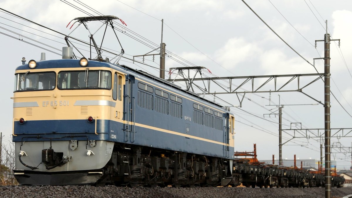 ブルトレ牽引機】当面は安泰？EF65 501号機「Pトップ」検査出場