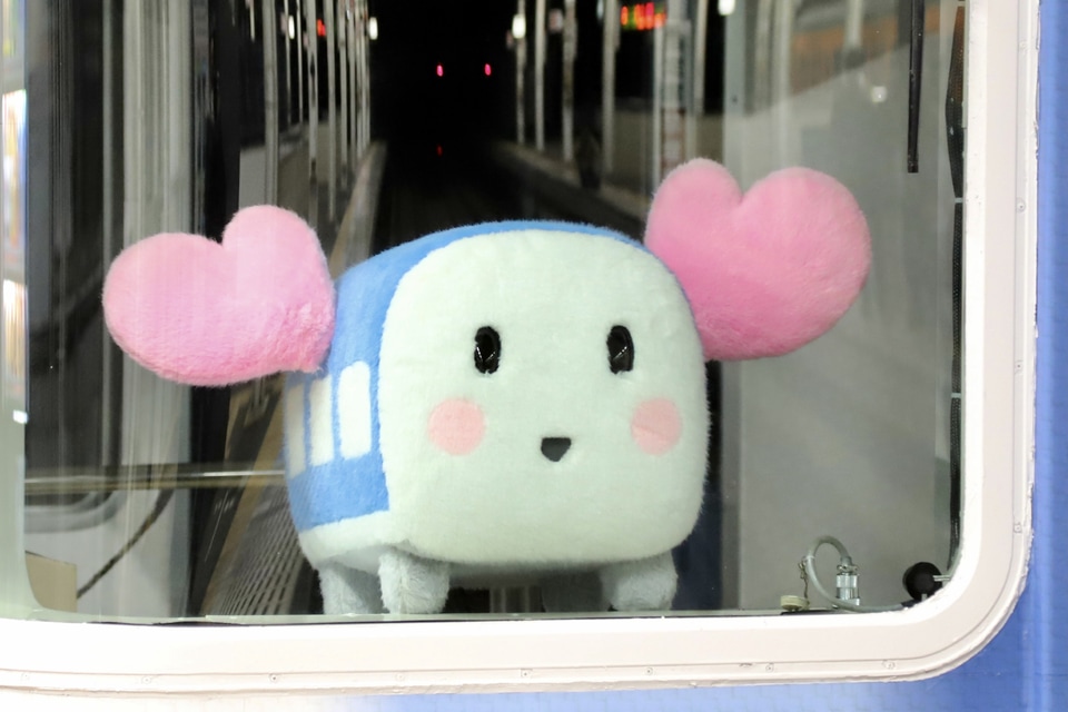 【JR四】藍よしのがわトロッコ京都鉄道博物館展示回送の拡大写真