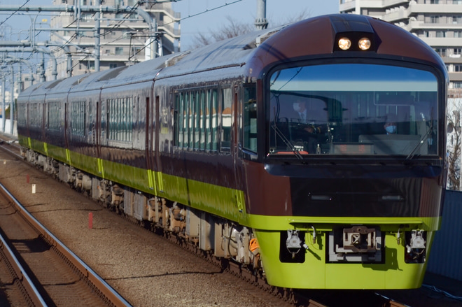 【JR東】485系「リゾートやまどり」を使用した「青梅奥多摩梅の里号」を武蔵境駅で撮影した写真