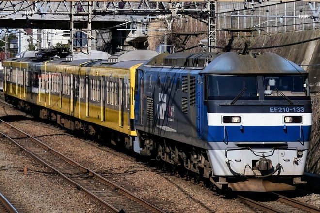 【西武】新101系245F甲種輸送の再施行を新秋津駅で撮影した写真