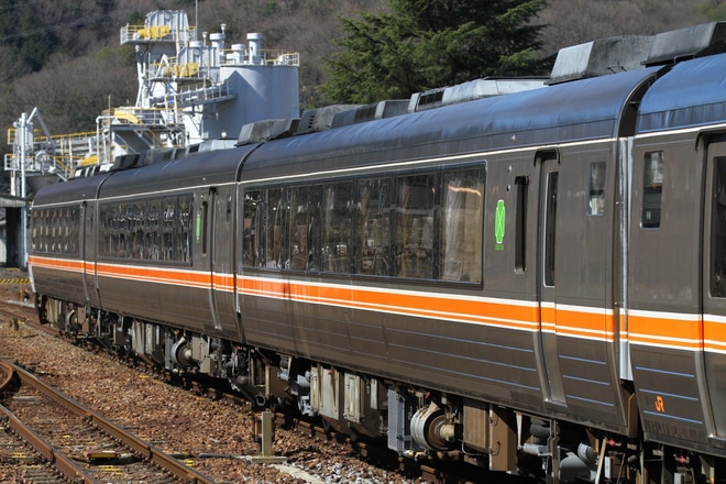 【JR海】キハ85系4両が高山本線で試運転を不明で撮影した写真