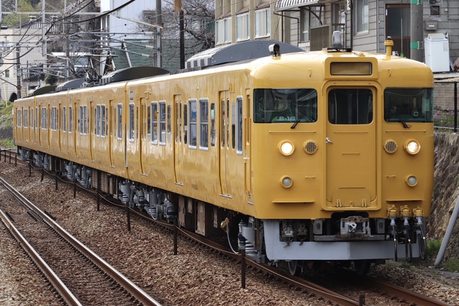 【JR西】113系B-16編成下関総合車両所出場回送を尾道〜東尾道間で撮影した写真