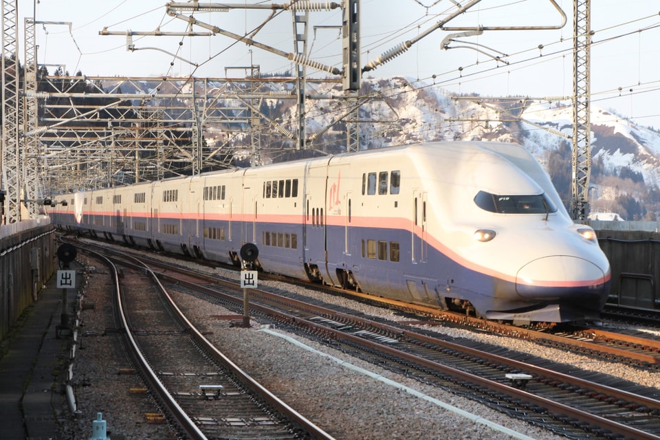 【JR東】E4系運用縮小と越後湯沢〜新潟間の16連運転終了の拡大写真