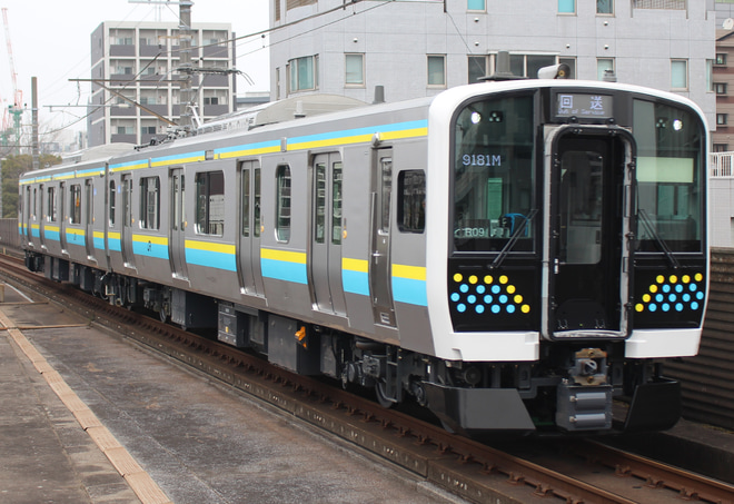 【JR東】E131系R09編成大原へ回送を本千葉駅で撮影した写真