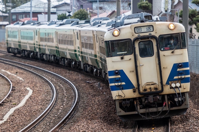 【JR東】キハ40形、48形7両、5両の廃車回送を不明で撮影した写真