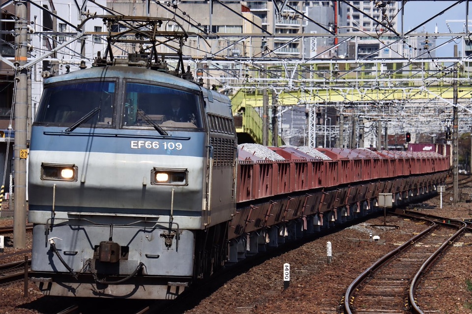 【JR貨】5780レ(赤ホキ・石灰石列車）がEF66牽引にの拡大写真
