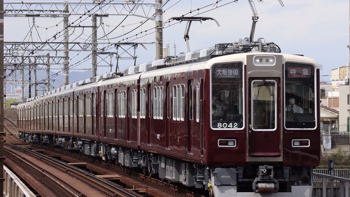 希少になる 阪急】8000系8042F+7000系7001Fが神戸線運用に復帰 |2nd-train 鉄道模型