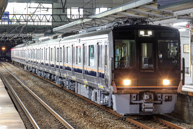【JR西】207系S44+S41編成網干総合車両所出場回送を東加古川駅で撮影した写真