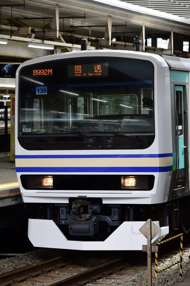 【JR東】E231系マト139編成横須賀色を纏い東京総合車両センター出場を大崎駅で撮影した写真