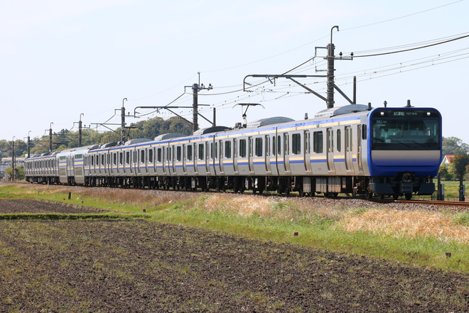 【JR東】E235系F-06編成が鹿島線で試運転を下総神崎～大戸間で撮影した写真