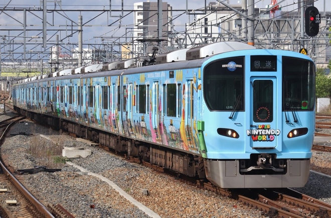 【JR西】梅田貨物線保安列車に323系LS15編成「SUPER NINTENDO WORLD」が充当