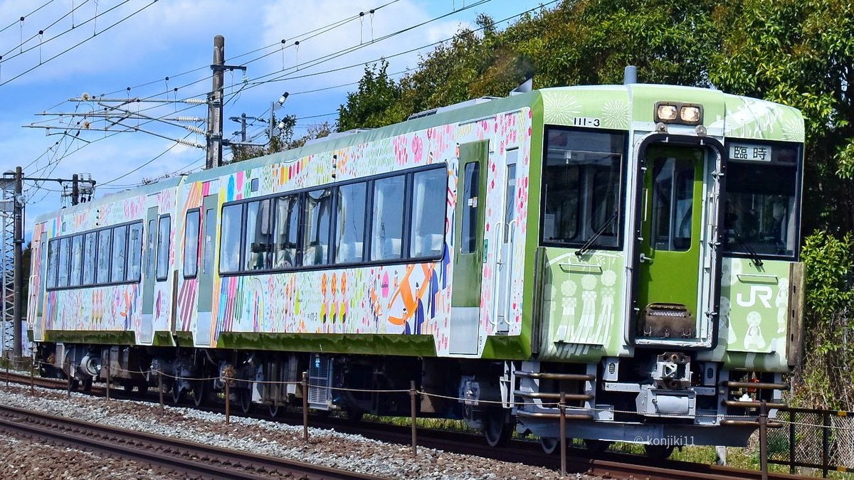 京ちゃんさま専用【訳あり品】 キハ111/112 湯けむりラッピング 2両セット JR東】「東北のまつり」ラッピング車が快速「湯けむり号」で営業運転