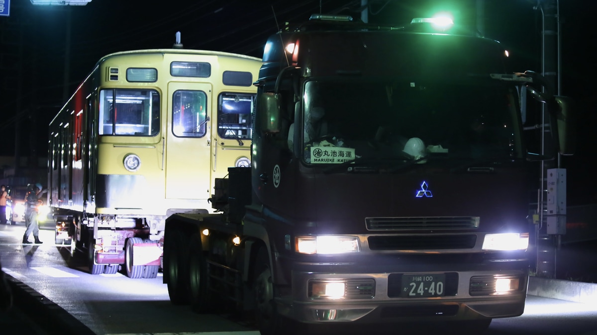 西武 00系03fの一部車両が横瀬車両基地から陸送 2nd Train鉄道ニュース