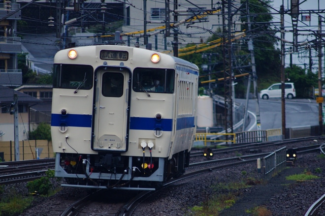 【JR九】キハ40-8100小倉総合車両センター出場回送を西大分駅で撮影した写真
