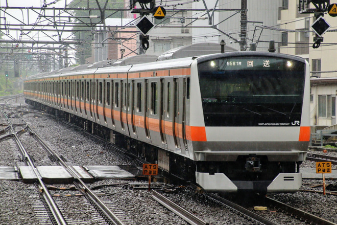 【JR東】E233系0番台トタT4編成大宮総合車両センター出場回送を国分寺駅で撮影した写真