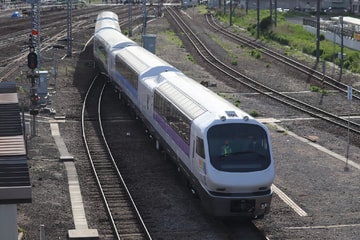 【JR北】ノースレインボーエクスプレス苗穂工場出場し、運転所へ