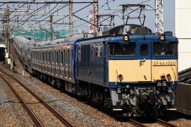 【JR東】E235系F-12編成配給輸送を西浦和駅で撮影した写真