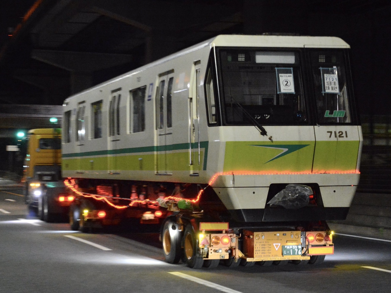 【大阪メトロ】70系7121Fリニューアルのため陸送の拡大写真