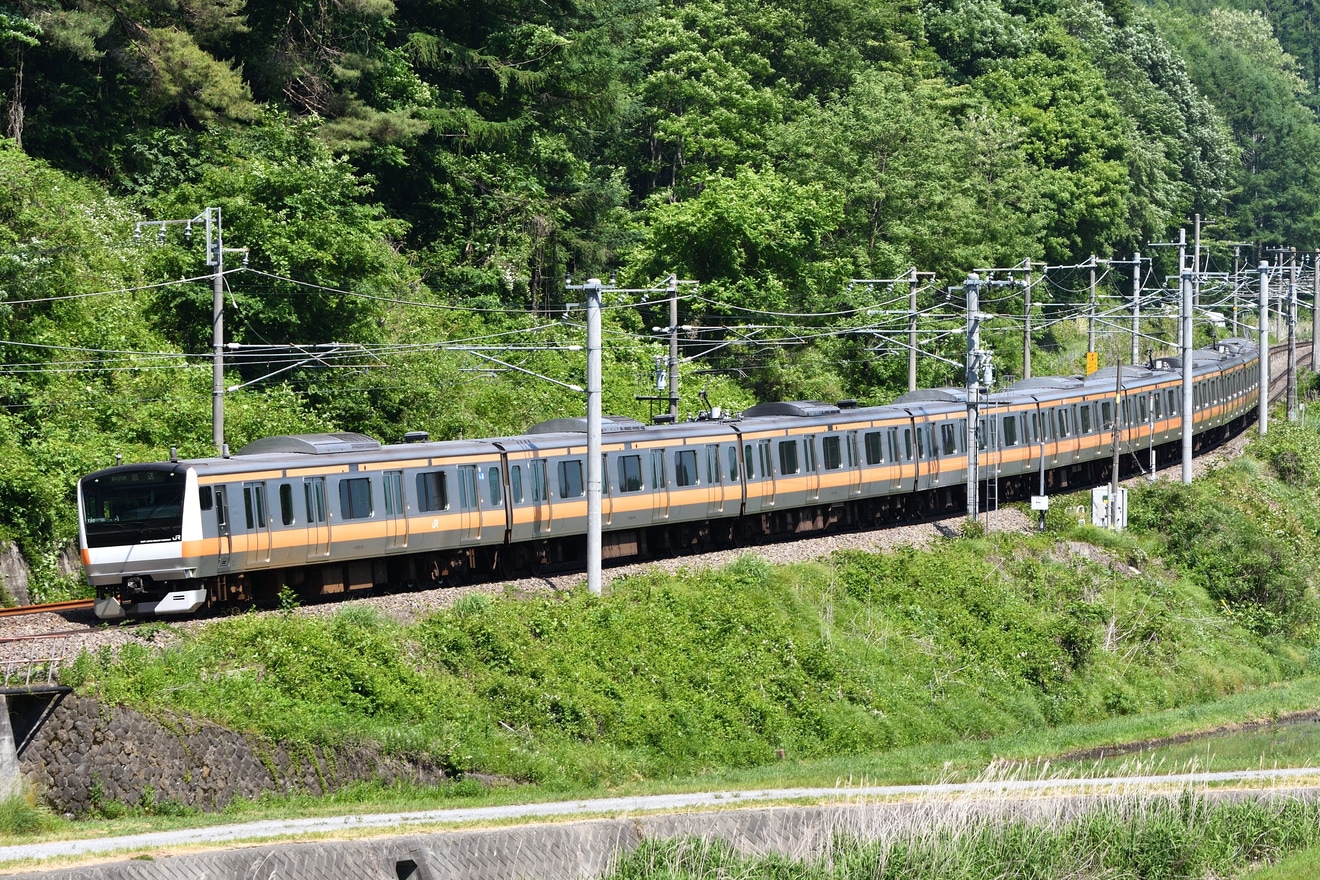 【JR東】E233系T10編成長野総合車両センター入場回送の拡大写真