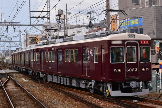 【阪急】6000系6023F出場試運転を長岡天神駅で撮影した写真