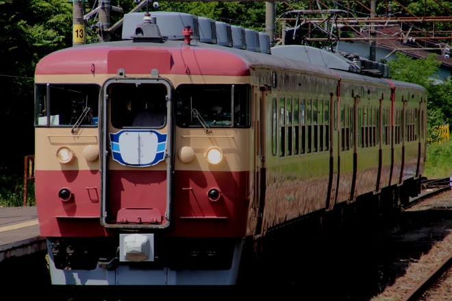 【トキ鉄】観光用車両413系公式試運転を妙高高原駅で撮影した写真