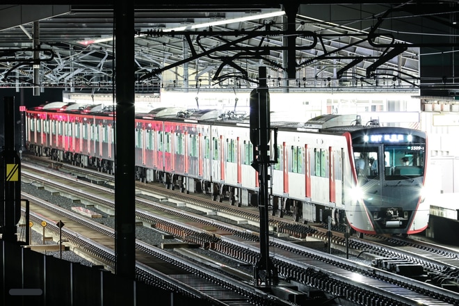【都営】5500形5509編成成田スカイアクセス線で試運転を成田湯川駅で撮影した写真